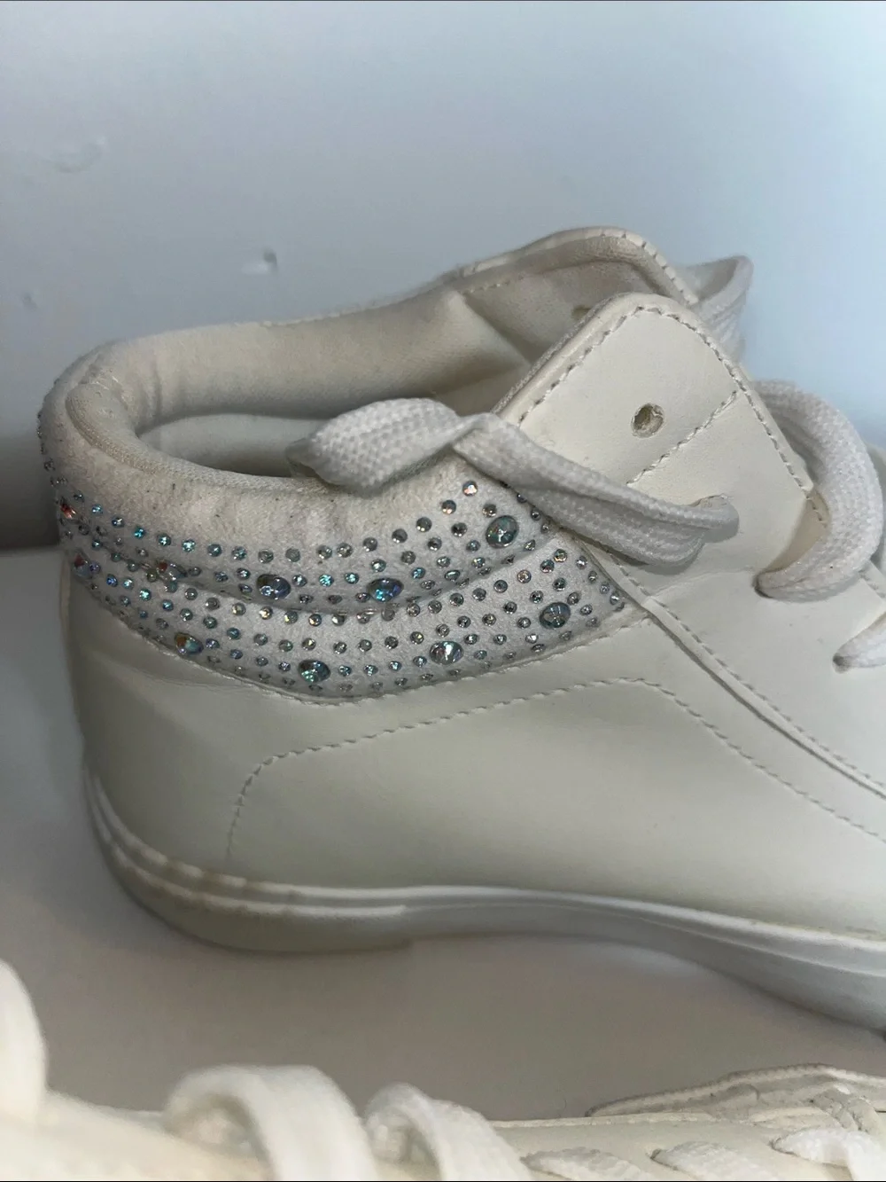 BCBGirls Big Girl Sz 3 White High-Top Sneakers w/ Rhinestones, Call Outs